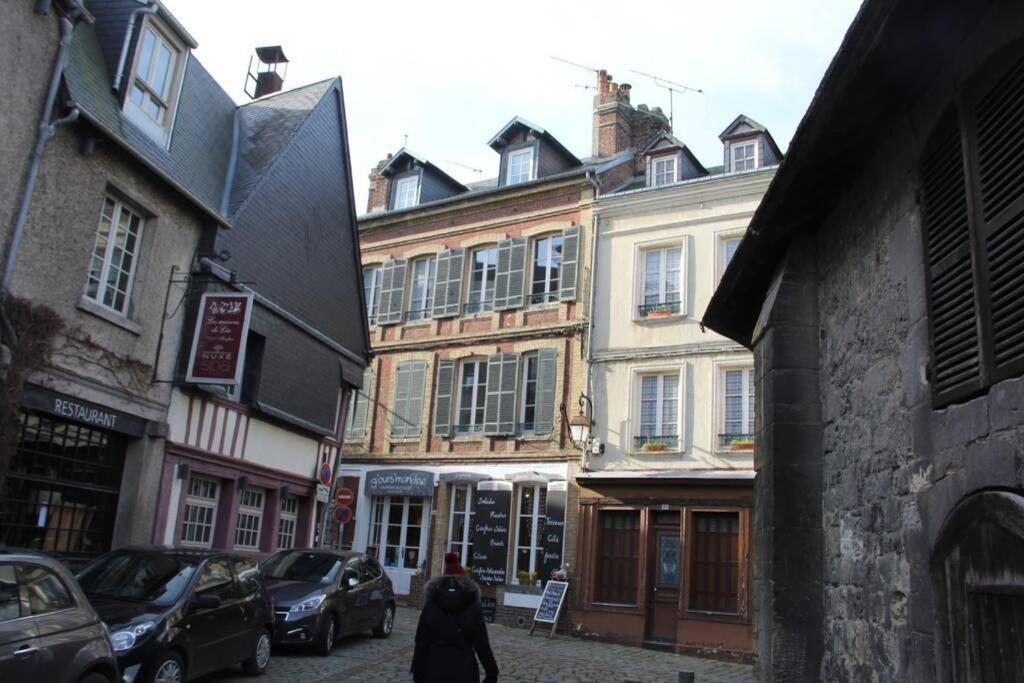 Cosy Studio Place Sainte Catherine Honfleur Buitenkant foto