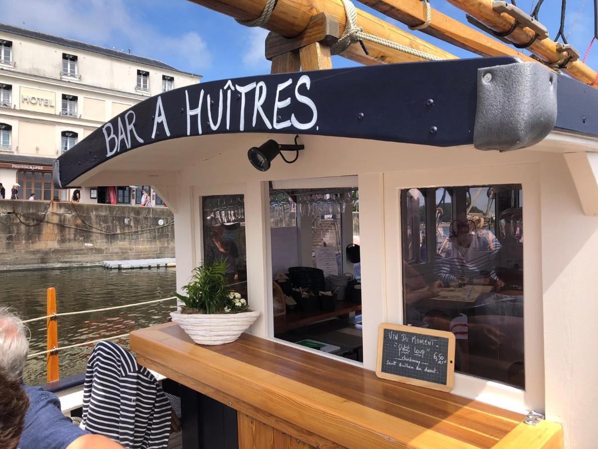 Cosy Studio Place Sainte Catherine Honfleur Buitenkant foto